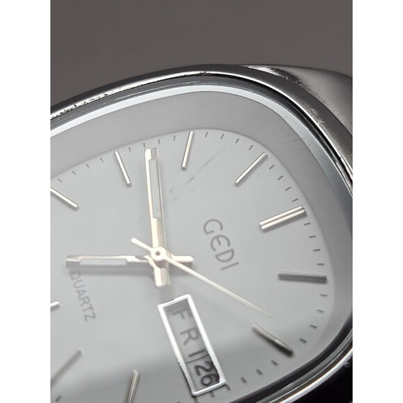 Gedi Quartz Day Date Silver Tone Cushion Case White Dial Women Watch New Battery - Picture 5 of 12